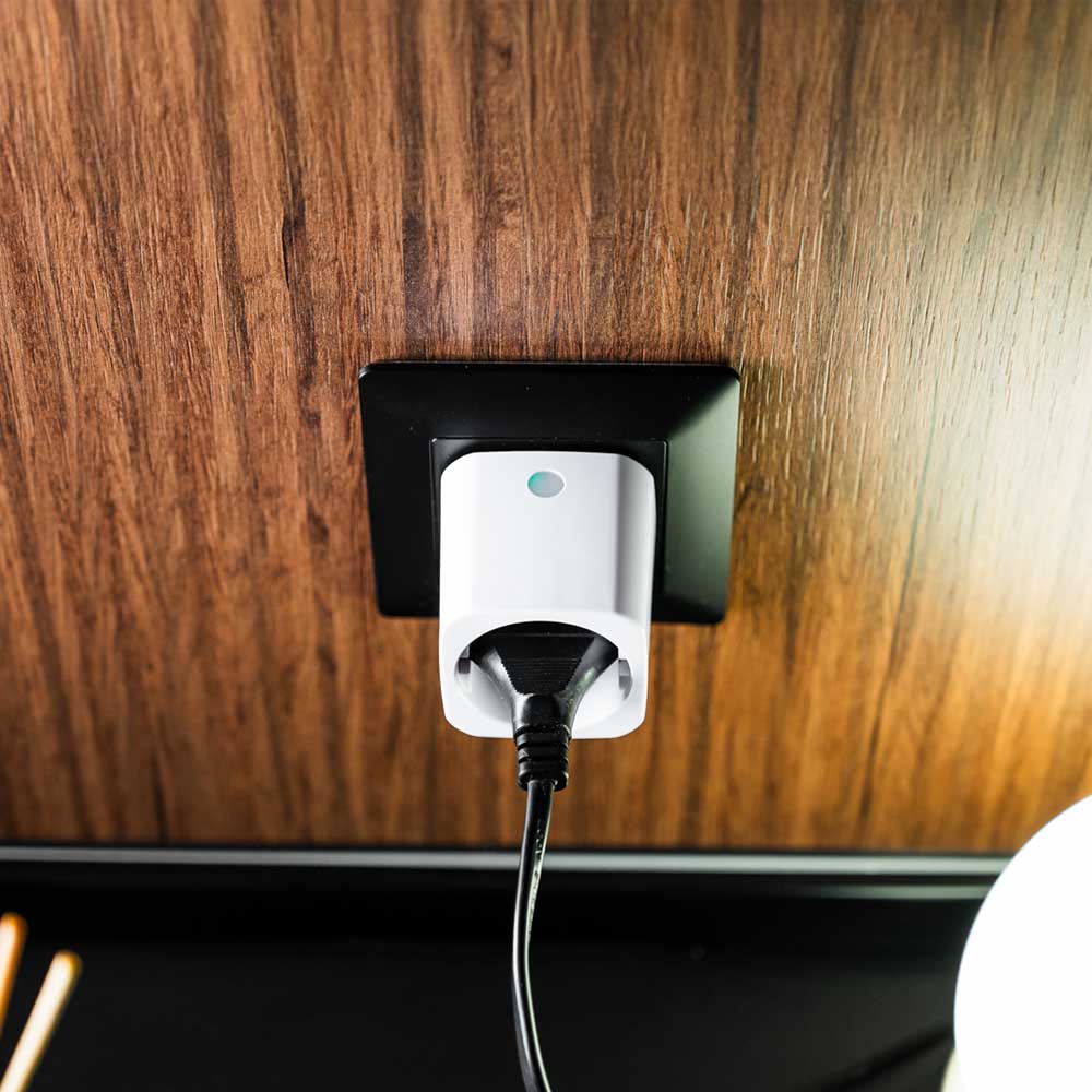 Velora™ – Smart WiFi-stikkontakt